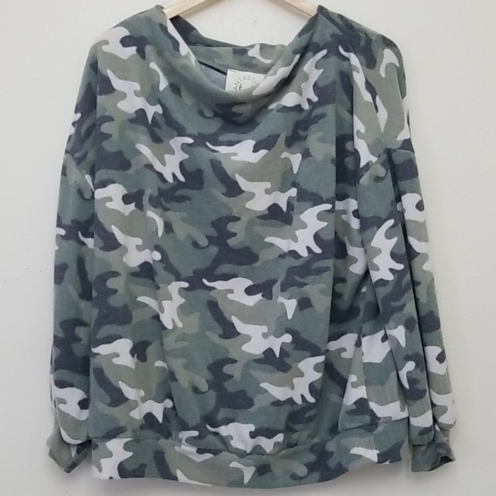 Fantastic Fawn Army Camo Sweater Large